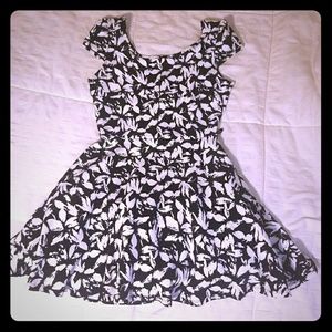 Black and white short dress